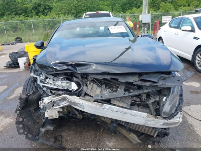 1HGCV2F98JA010935 Honda Accord Touring 2.0t