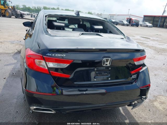 1HGCV2F98JA010935 Honda Accord Touring 2.0t