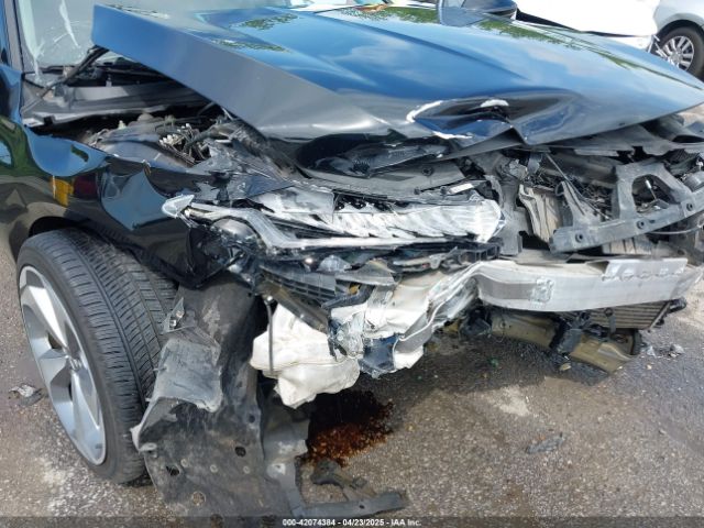 1HGCV2F98JA010935 Honda Accord Touring 2.0t
