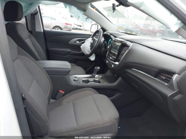 1GNEVGKW0JJ121969 Chevrolet Traverse 1lt