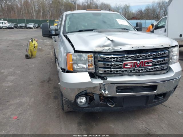 1GT120CG4EF102932 GMC Sierra 2500hd Sle