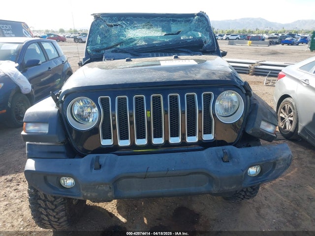 1C4HJXDGXKW638885 Jeep 2019