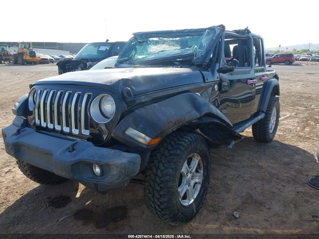 1C4HJXDGXKW638885 Jeep 2019