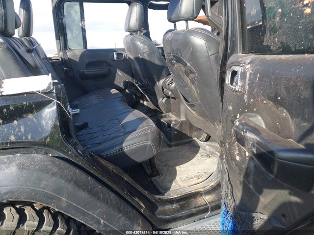1C4HJXDGXKW638885 Jeep 2019
