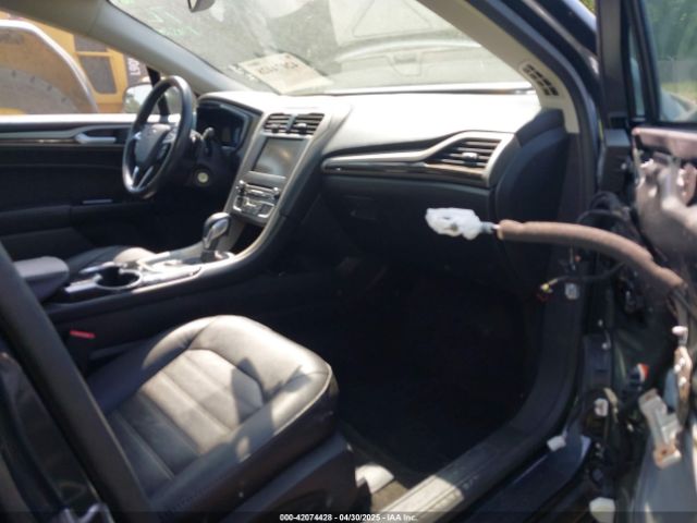 3FA6P0H94GR138603 Ford FUSION SE
