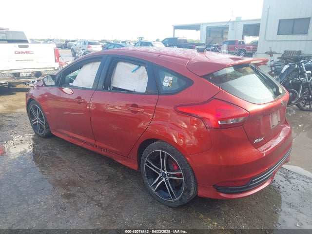 Ford FOCUS ST 2018 1FADP3L92JL331919 Image 3