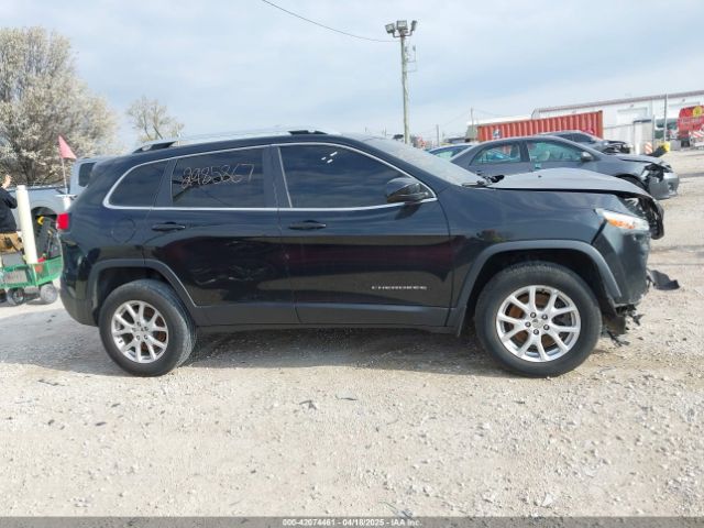1C4PJMCB6FW527448 Jeep Cherokee Latitude