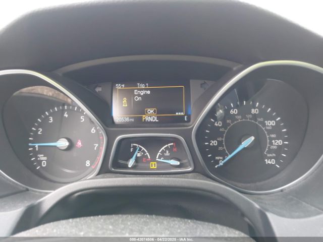 1FADP3F24JL245901 Ford FOCUS SE
