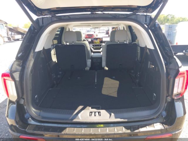 1FMUK8DH8SGA47342 Ford Explorer Active