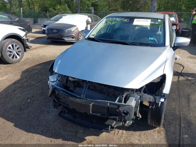 3MYDLBYV5KY502386 Toyota YARIS LE