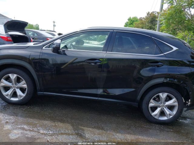JTJYARBZ1H2069423 Lexus NX 200T
