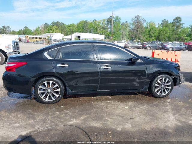1N4AL3AP0HC208615 Nissan Altima 2.5 Sv