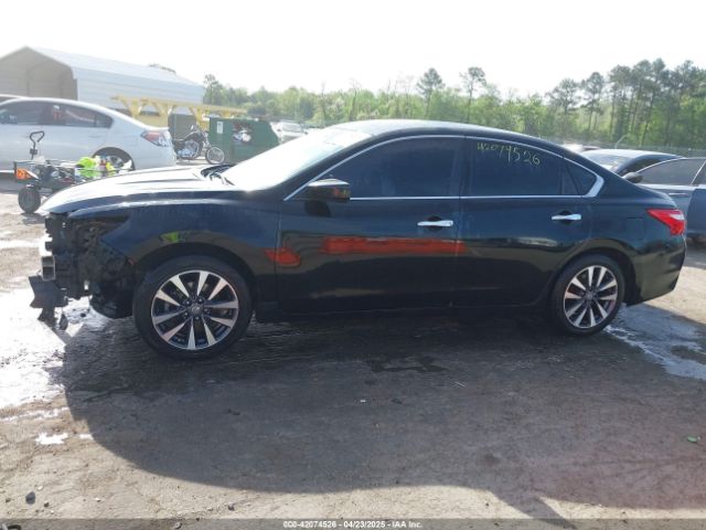 1N4AL3AP0HC208615 Nissan Altima 2.5 Sv