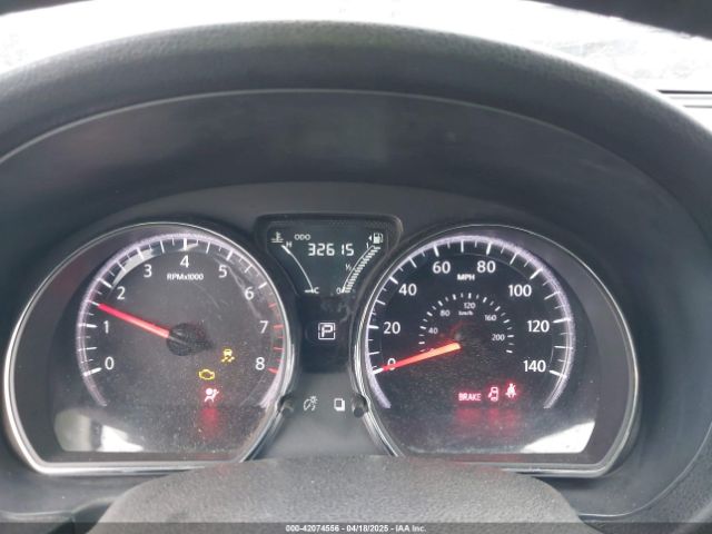 3N1CN7AP8HL895385 Nissan Versa 1.6 Sv