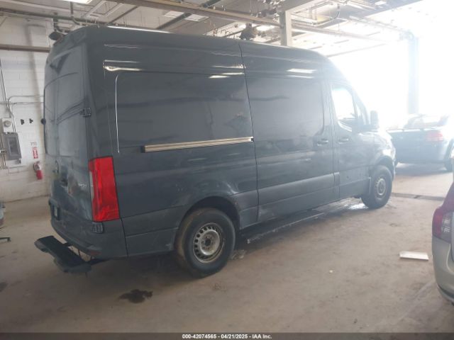 WD4PF0CD1KT004884 Mercedes-Benz Sprinter 2500 High Roof V6/standard Roof V6