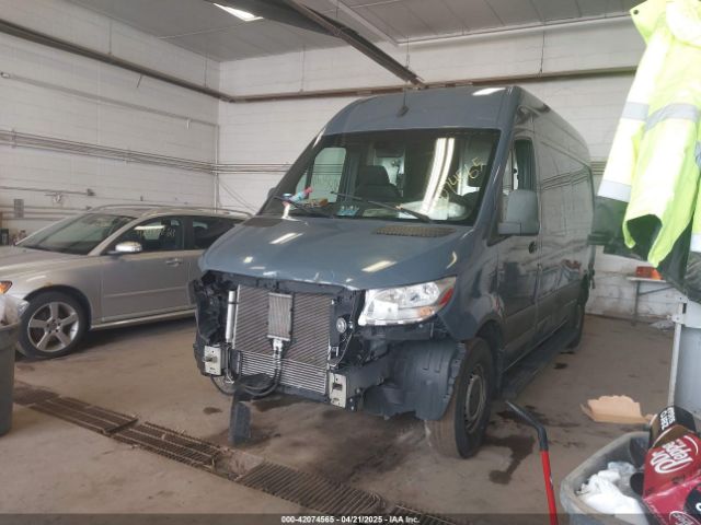 WD4PF0CD1KT004884 Mercedes-Benz Sprinter 2500 High Roof V6/standard Roof V6