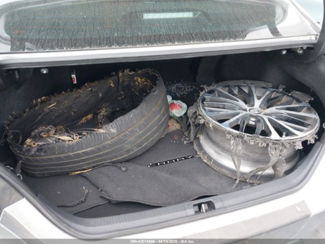 4T1B11HK8KU829729 Toyota CAMRY SE