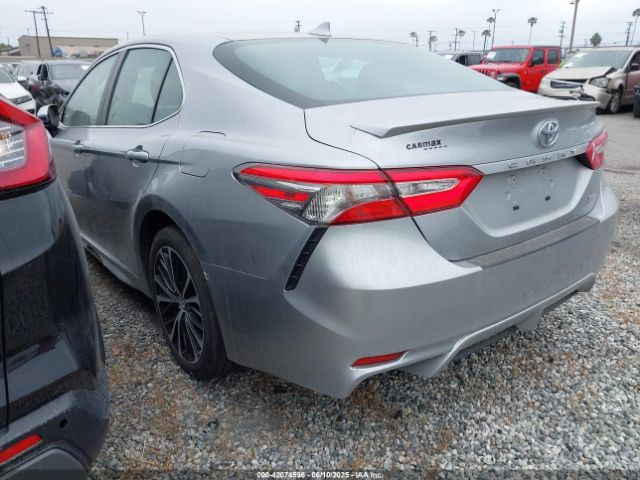 4T1B11HK8KU829729 Toyota CAMRY SE