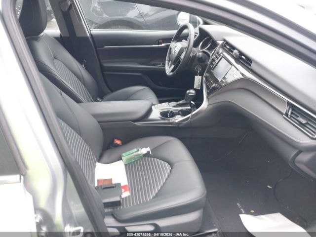 4T1B11HK8KU829729 Toyota CAMRY SE