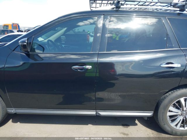 5N1DR2MN1KC643575 Nissan Pathfinder Sl