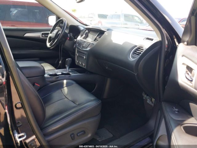 5N1DR2MN1KC643575 Nissan Pathfinder Sl