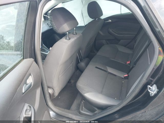 1FADP3K28EL173354 Ford FOCUS SE