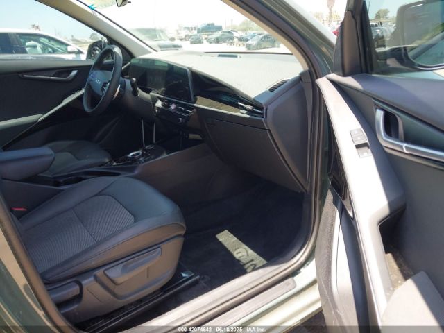 2023 KIA NIRO PLUG-IN HYBRID KNDCS3LF8P5055754 Photo 4