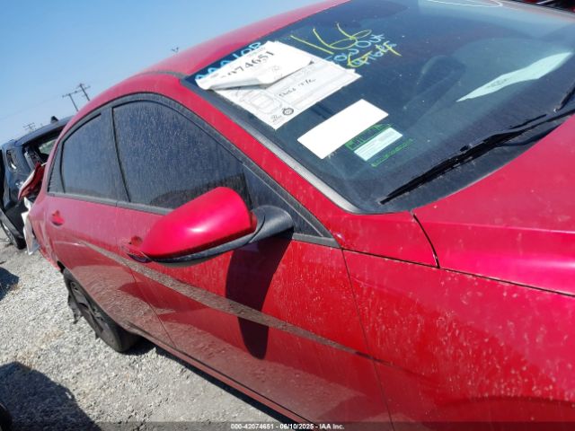 5NPLM4AG3NH064239 Hyundai ELANTRA SEL