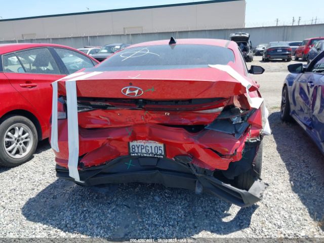 5NPLM4AG3NH064239 Hyundai ELANTRA SEL