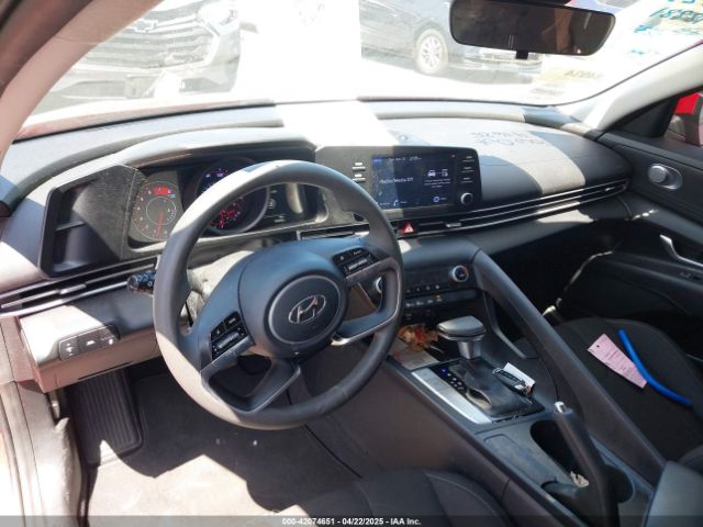 5NPLM4AG3NH064239 Hyundai ELANTRA SEL
