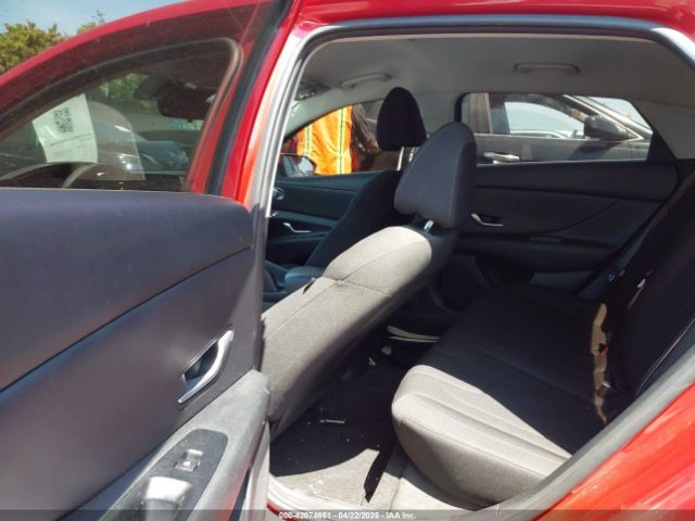 5NPLM4AG3NH064239 Hyundai ELANTRA SEL