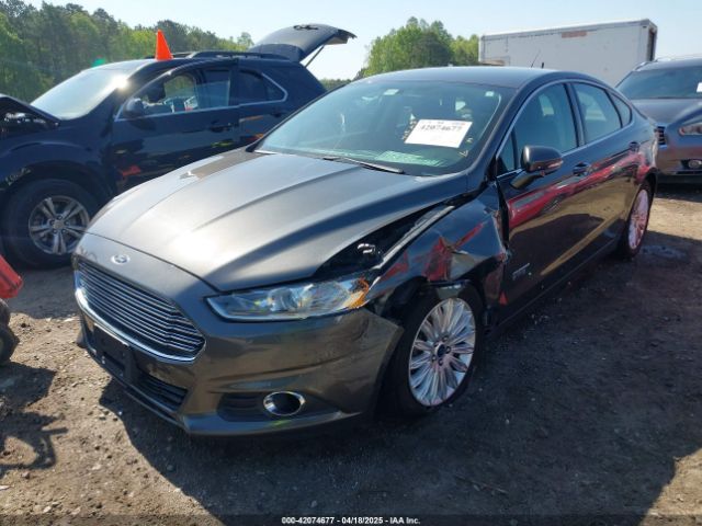 3FA6P0PUXGR120810 Ford Fusion Energi Se Luxury