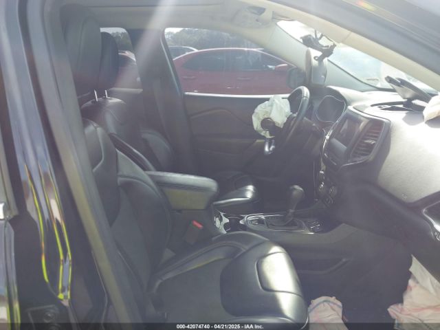 1C4PJLLN6KD172128 Jeep Cherokee Latitude Plus Fwd