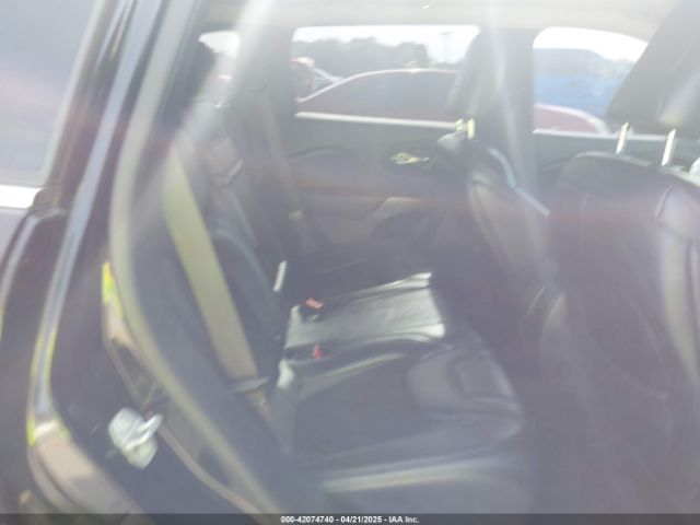 1C4PJLLN6KD172128 Jeep Cherokee Latitude Plus Fwd