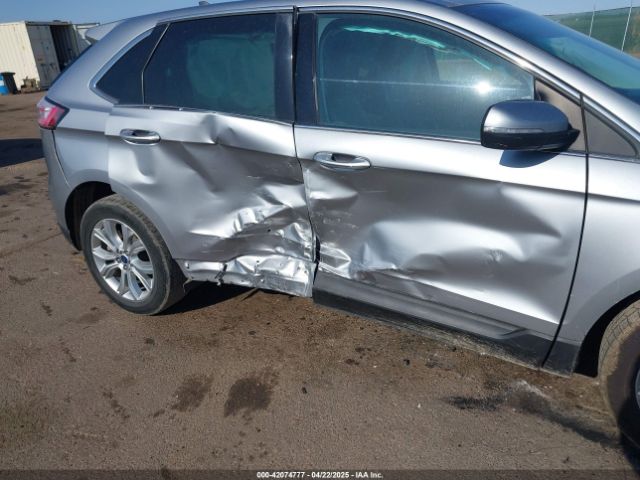 2FMPK4K95NBA33637 Ford Edge Titanium