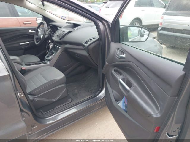 1FMCU0G99EUA06655 Ford ESCAPE SE