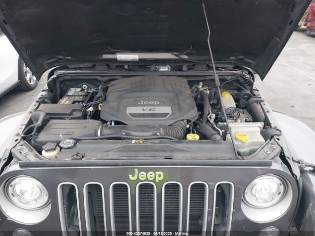 1C4BJWEG6HL691494 Jeep Wrangler Unlimited Sahara 4x4