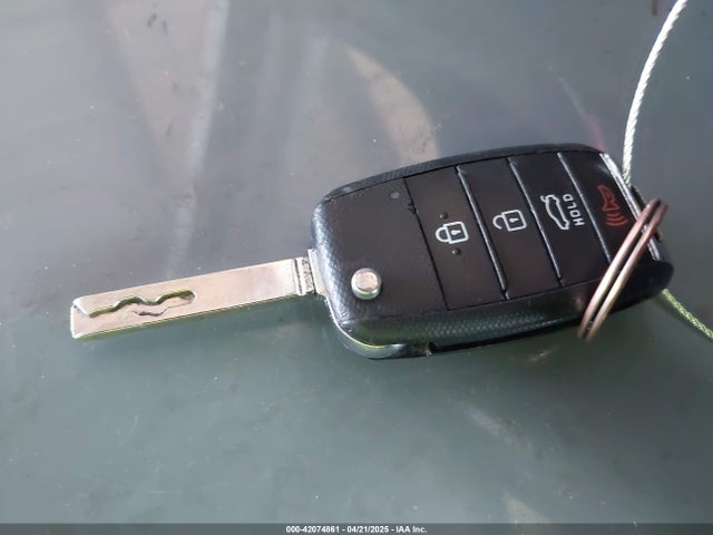 5XXGT4L30JG236781 KIA Optima S