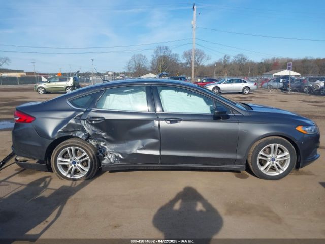 3FA6P0H79JR284534 Ford FUSION SE