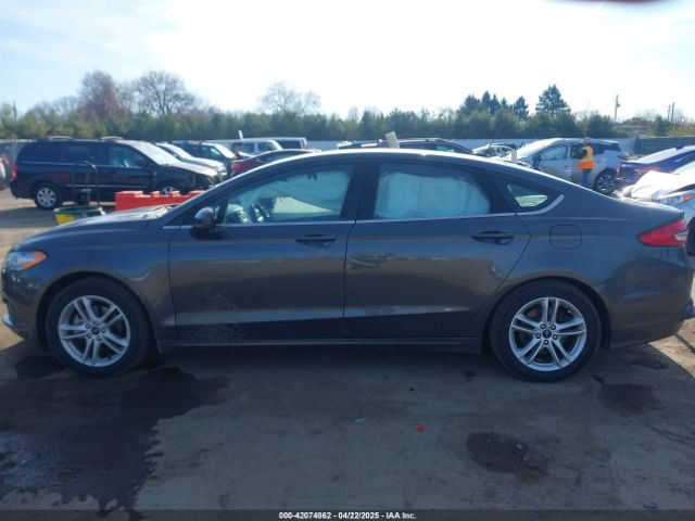 3FA6P0H79JR284534 Ford FUSION SE