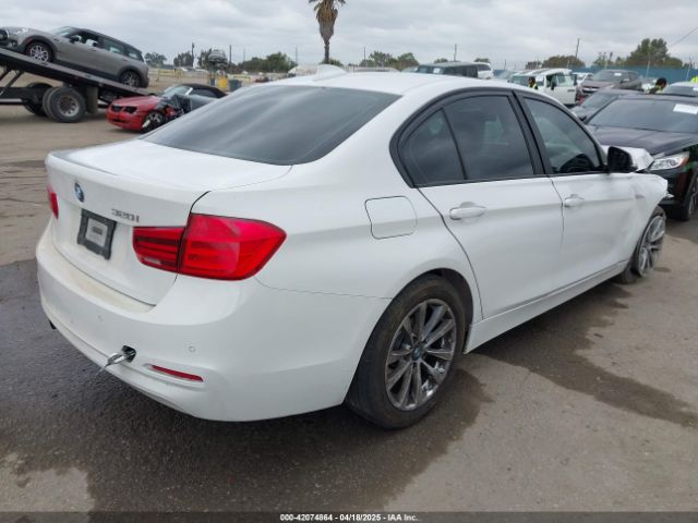 2018 BMW 320I WBA8E1G56JNU93177 Photo 3