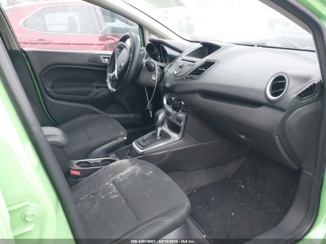 3FADP4EJ1EM174613 Ford FIESTA SE