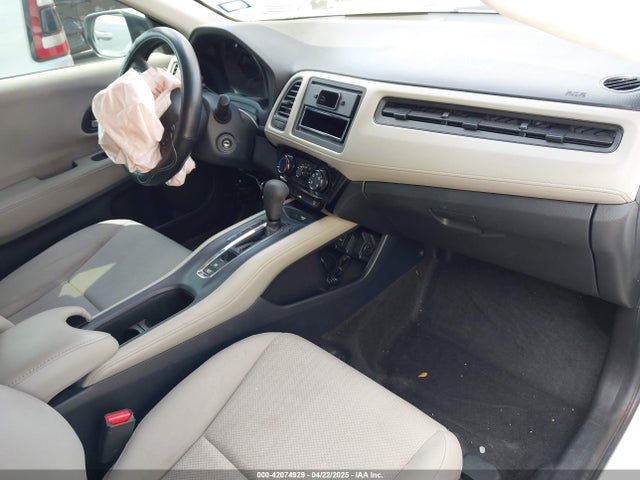 Honda HR-V LX 2016 3CZRU5H33GM730980 Image 5