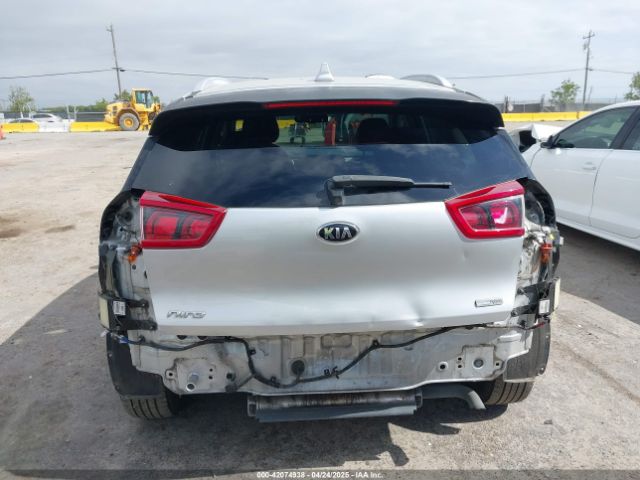 KNDCC3LC6J5148315 KIA NIRO EX