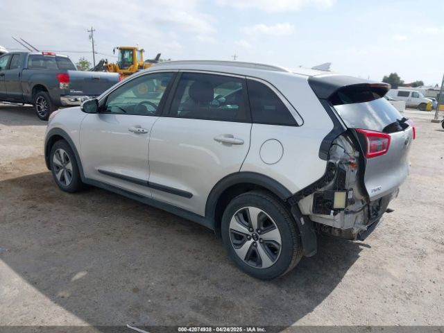 KNDCC3LC6J5148315 KIA NIRO EX