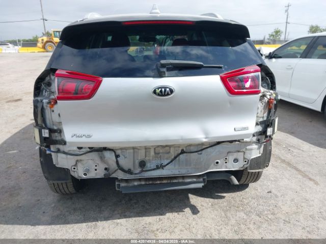 KNDCC3LC6J5148315 KIA NIRO EX