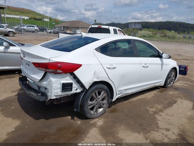 Hyundai ELANTRA SE 2017 5NPD84LF8HH041184 Image 4