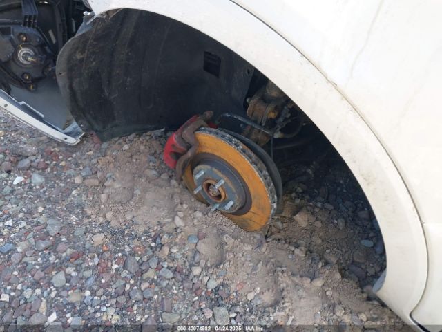 5XYPKDA55HG307860 KIA Sorento 3.3l Sx
