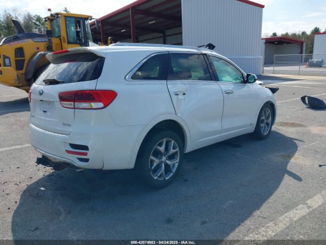 5XYPKDA55HG307860 KIA Sorento 3.3l Sx