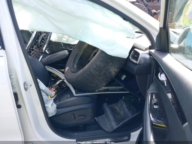 5XYPKDA55HG307860 KIA Sorento 3.3l Sx